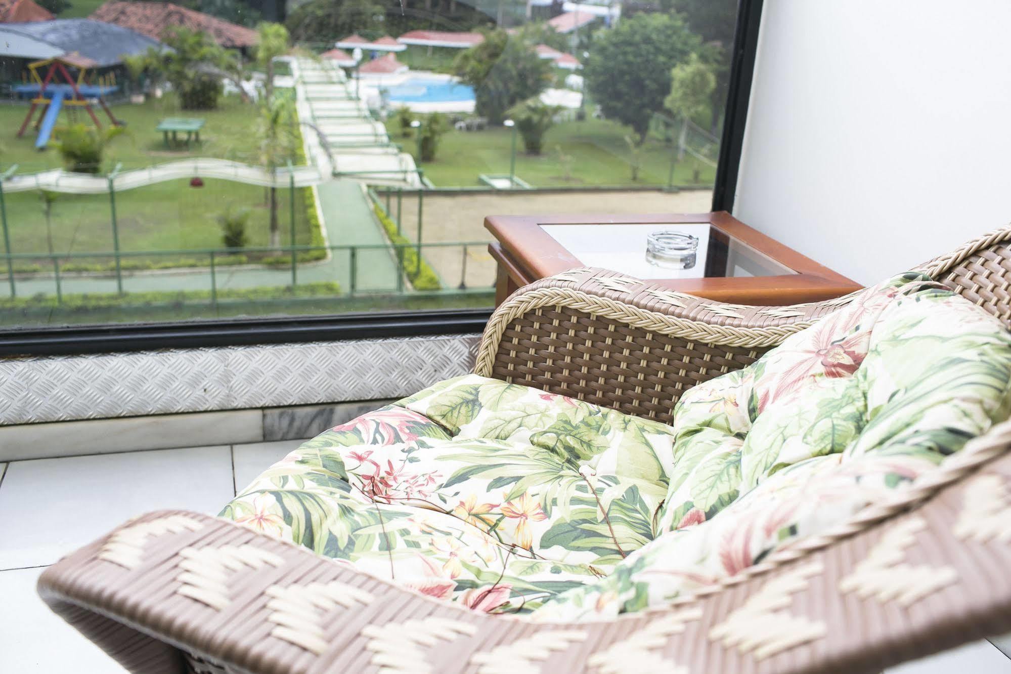 Hotel Green Hill จุยซ์จิฟอรา ภายนอก รูปภาพ